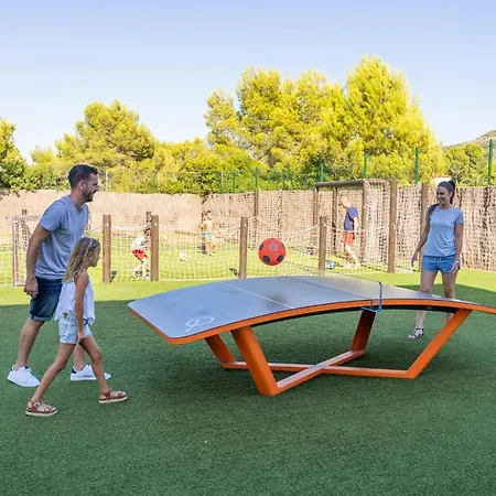 Magic Robin Hood منتجع البير