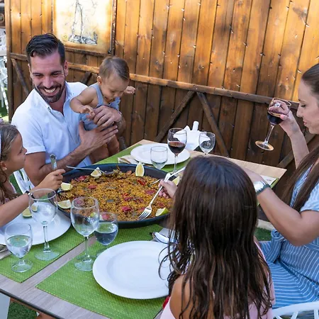 منتجع Magic Robin Hood البير